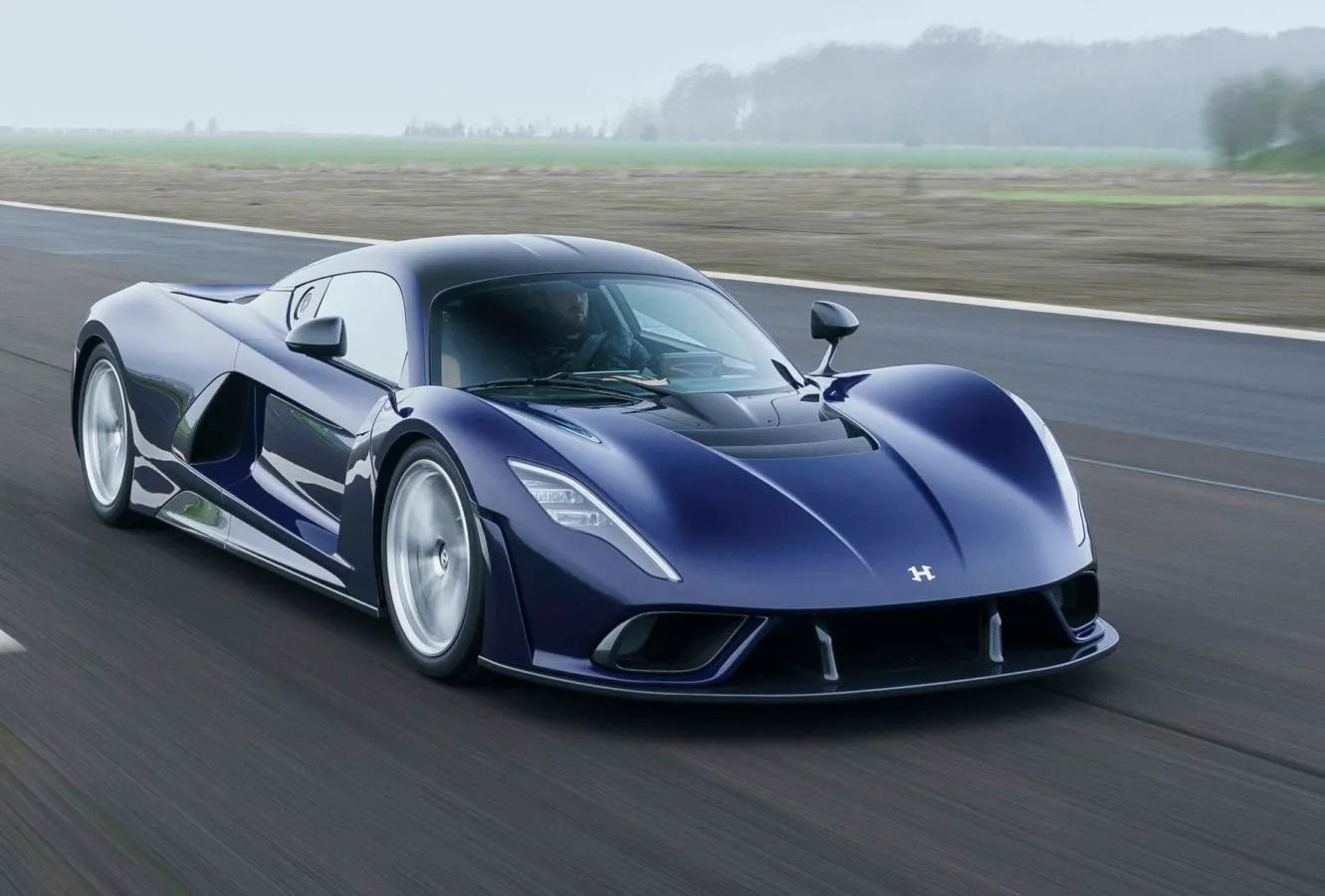 Top 10 highest horsepower cars of 2025: Hennesey Venom F5.