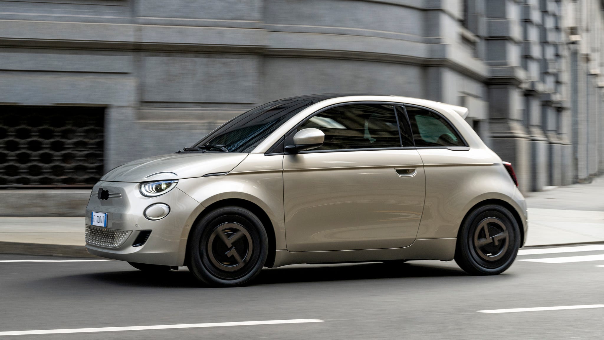 10 EVs With The Worst 10-Year Depreciation: Fiat 500e.