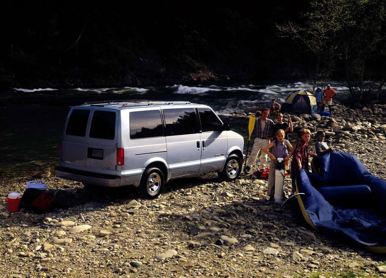 Best cars for sleeping rough: Chevrolet Astro/GMC Safari.
