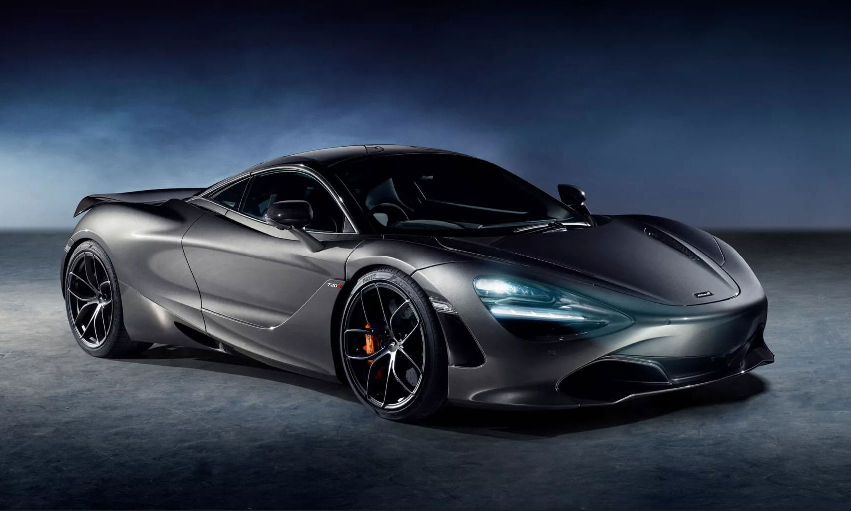 Cars that reach 130 mph in 10 seconds: McLaren 720S.