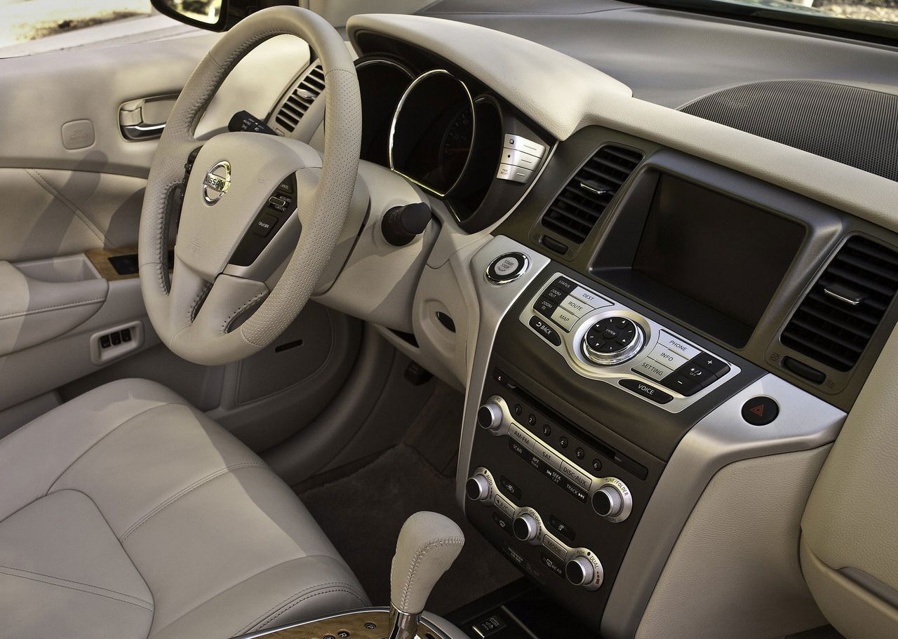 Nissan Murano CrossCabriolet transmission.