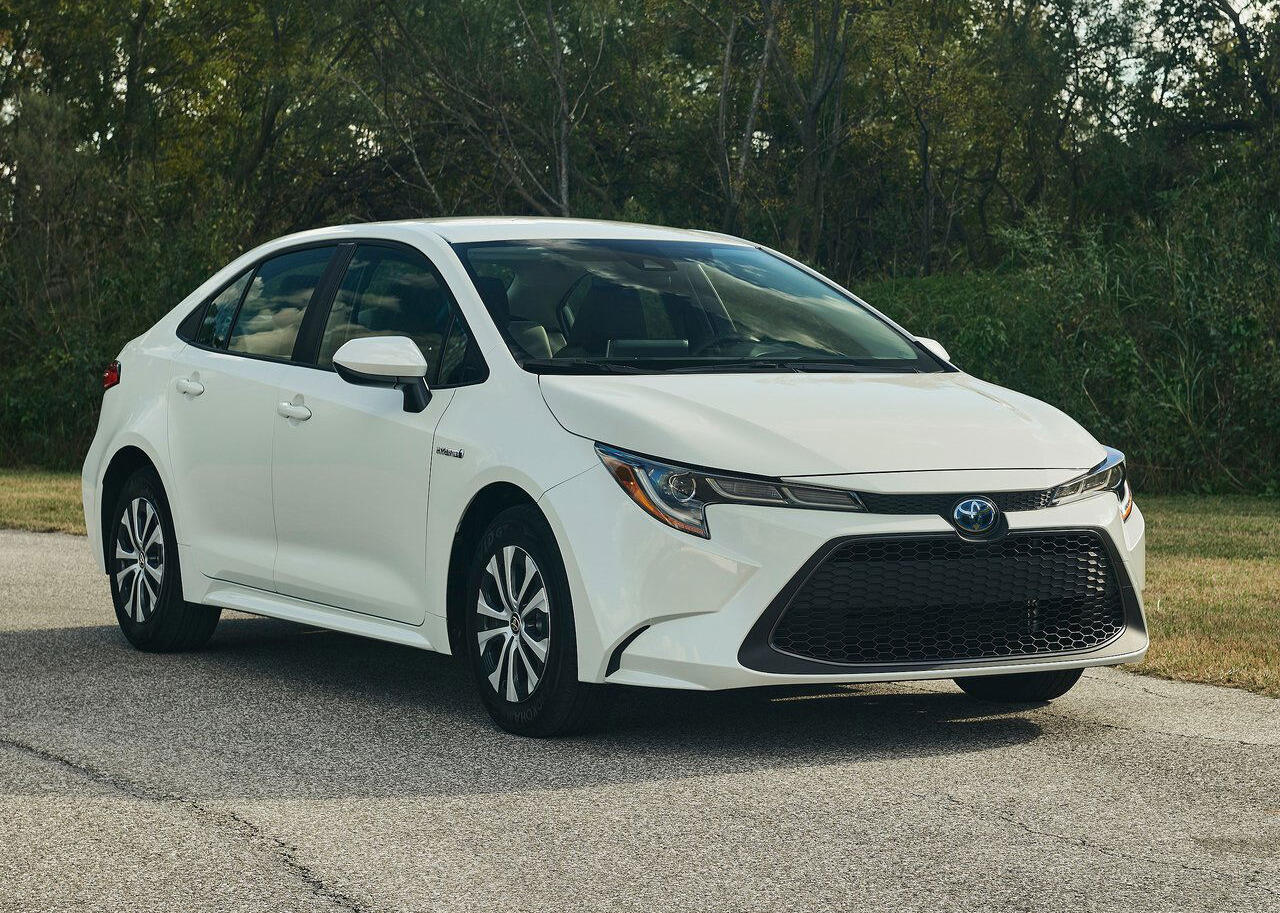 Quickest New Cars Under $25,000: Toyota Corolla Hybrid.