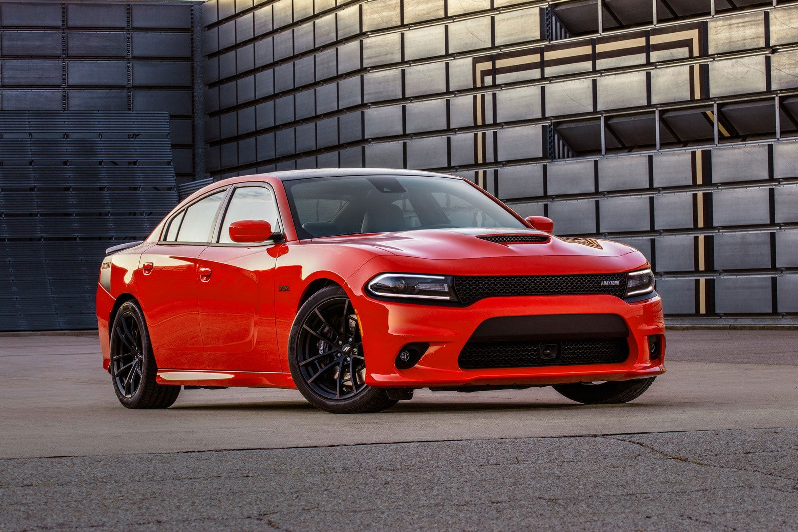 Best V8-Powered Cars Under $25,000: Dodge Charger R/T.