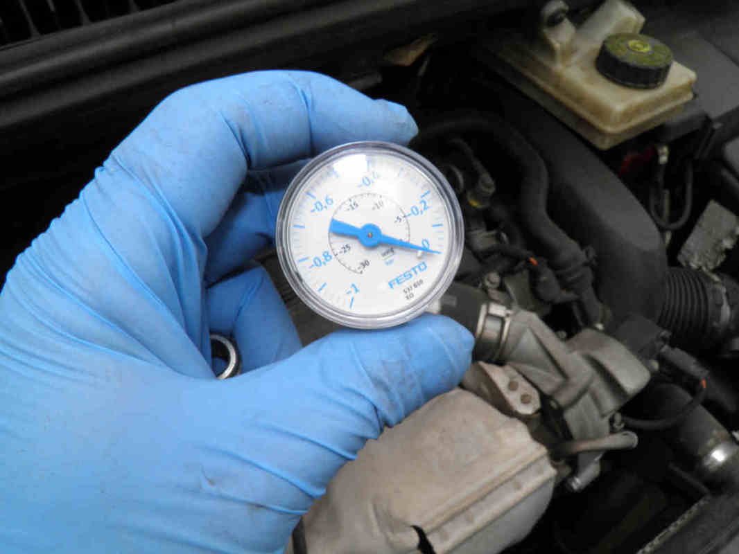 Automotive mechanical diagnosis.