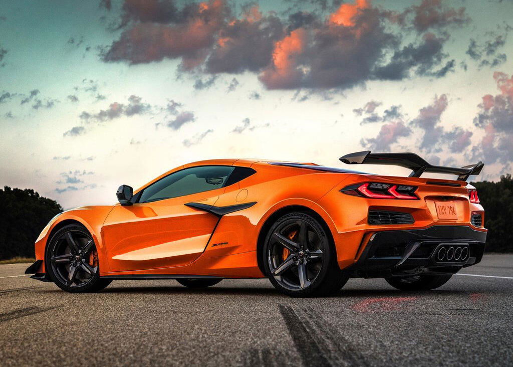 Top 10 sports cars of 2025: Chevrolet Corvette Z06 (C8).