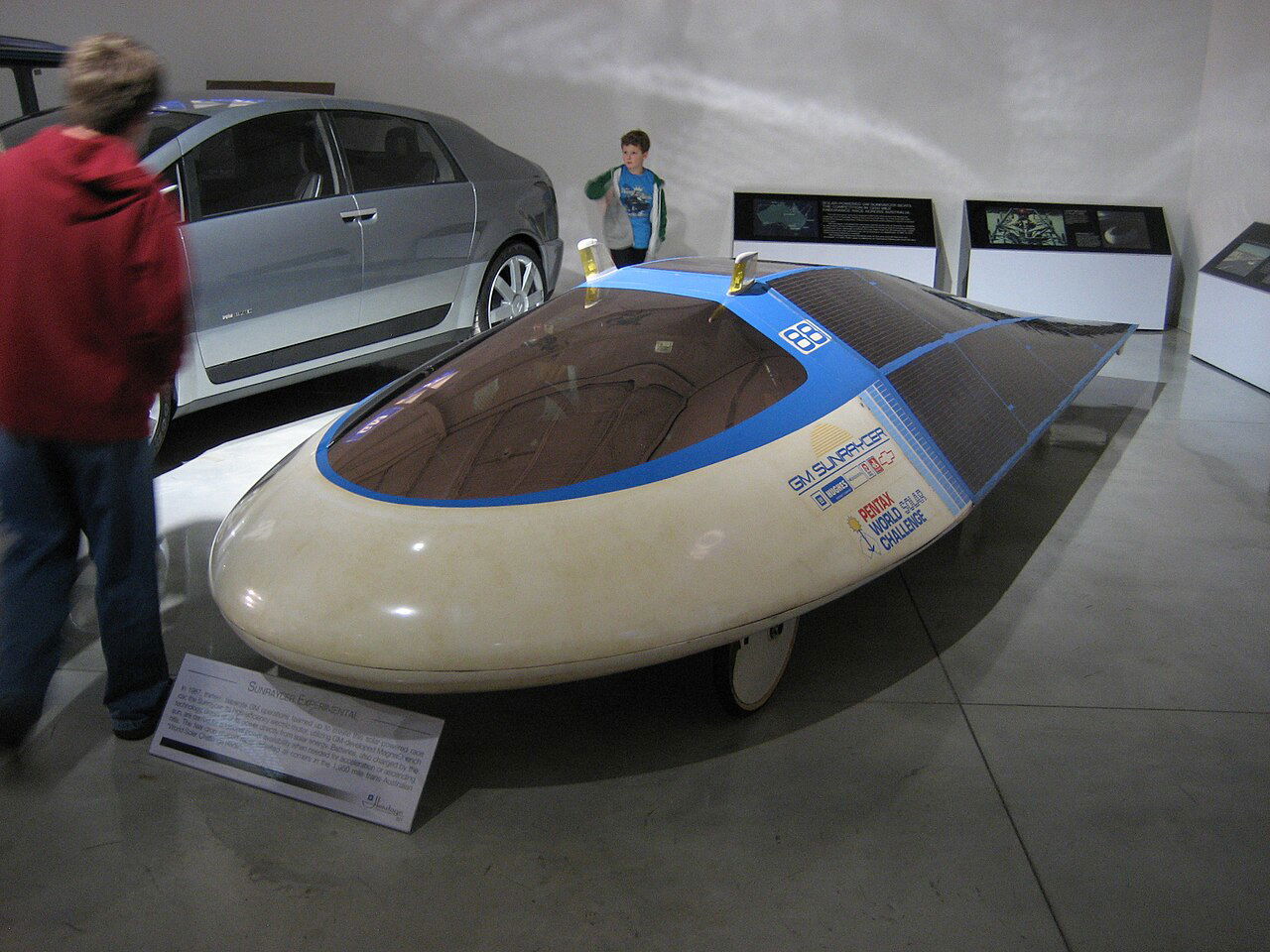 Forgotten concept cars: GM Sunraycer (1987).
