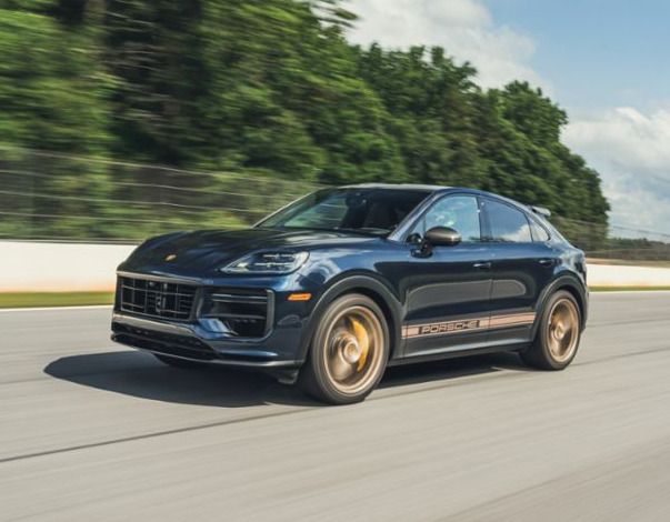 Porsche Cayenne Turbo GT: Twin-Turbo V8 Power.