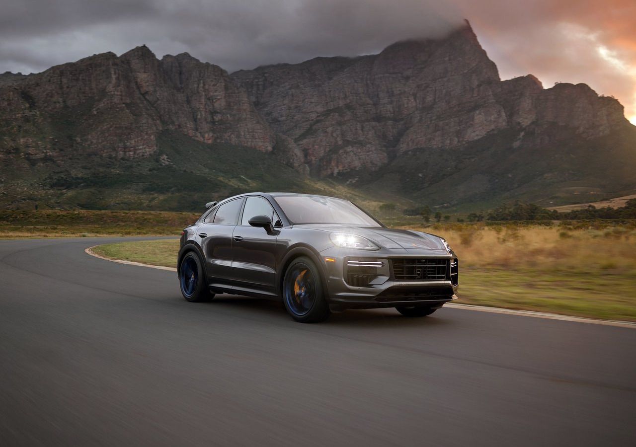 Porsche Cayenne Turbo GT lap time.