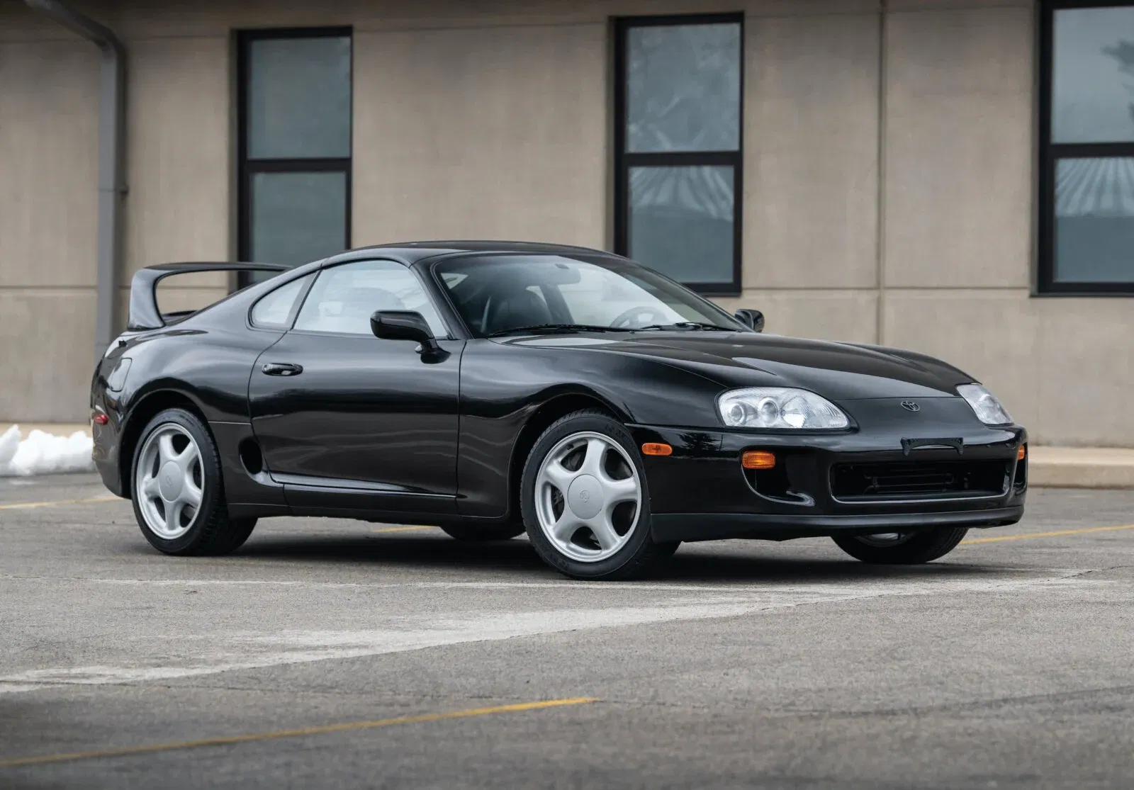 Coolest cars from early 1990s: 1993 Toyota Supra Turbo (A80).