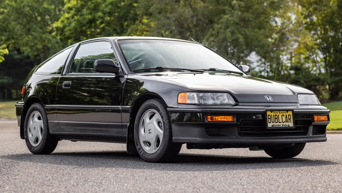 Coolest cars from the early 1990s: 1991 Honda CRX Si.