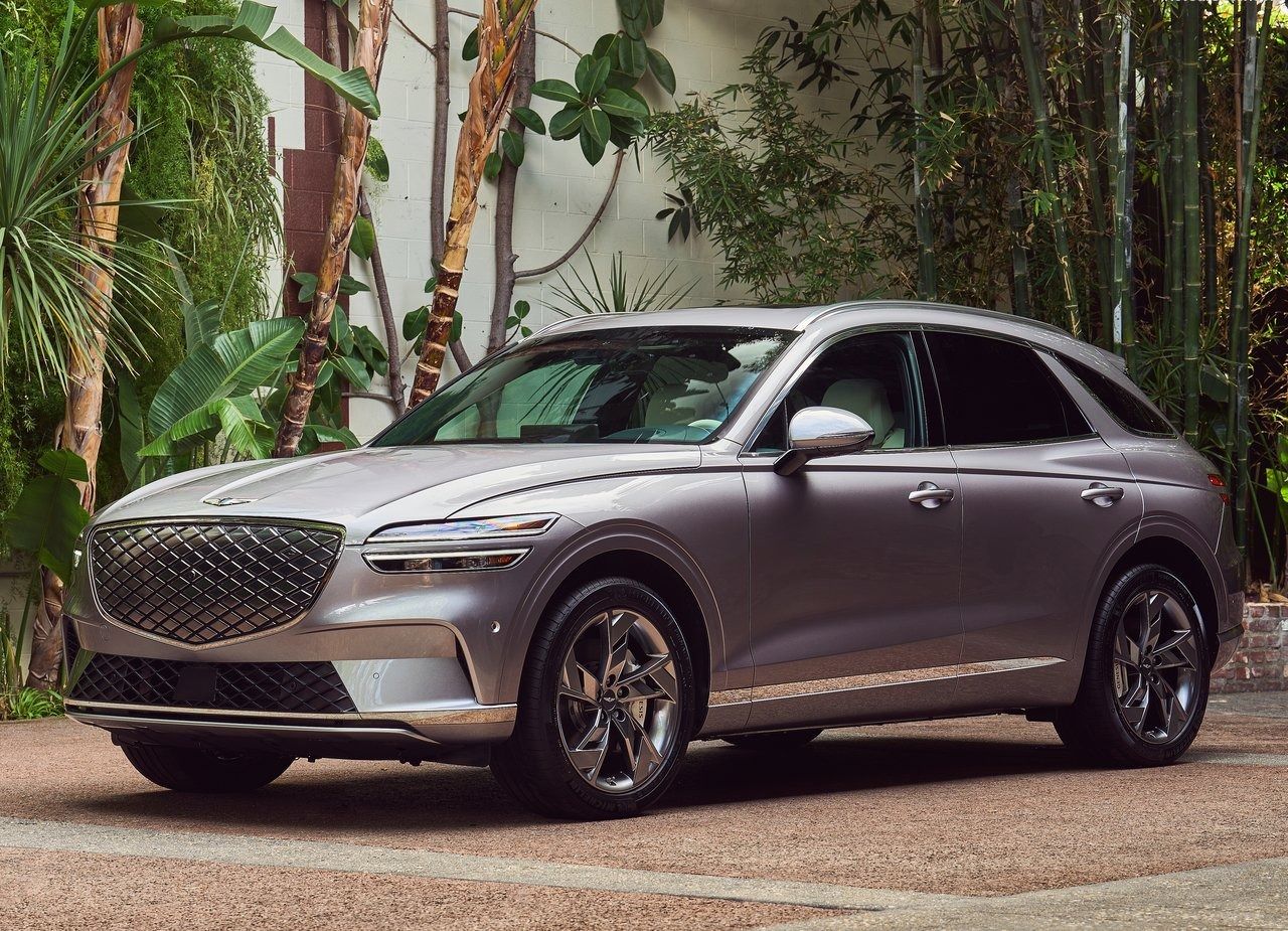 Luxury cars with surprisingly impressive fuel economy: Genesis Electrified GV70.