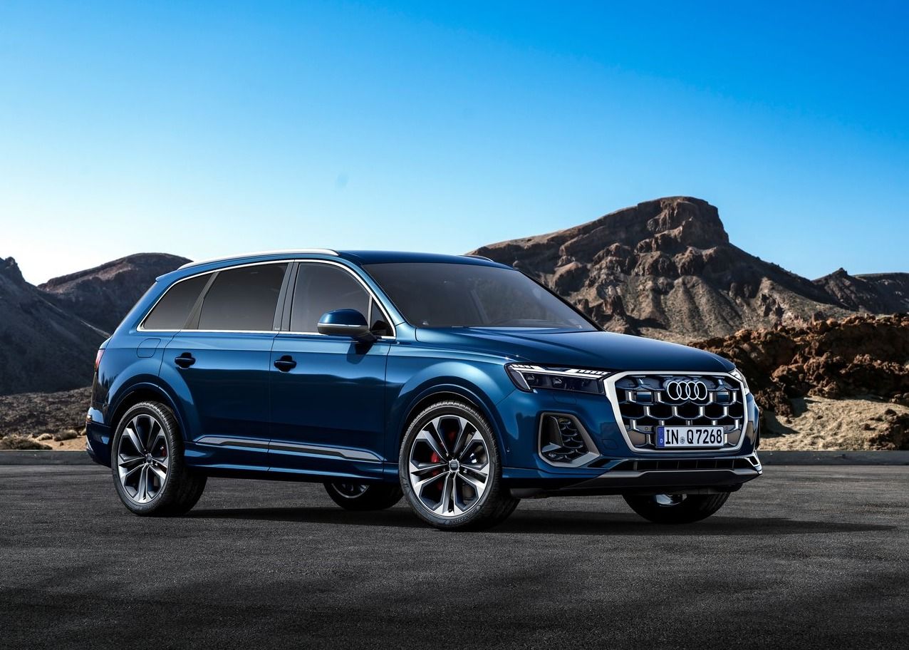 Volvo XC90 vs Audi Q7: Audi Q7 design.