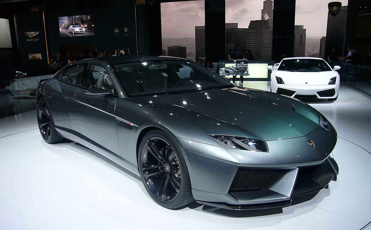 Lamborghini concepts that were never produced: Estoque.
