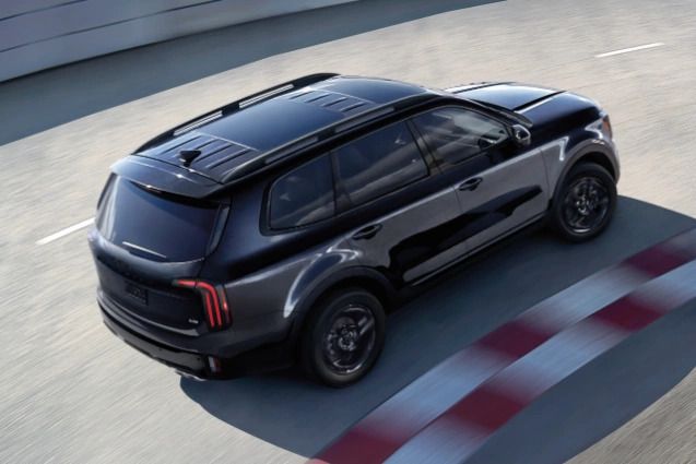 10 Best Family-Friendly Vehicles That Fit Three Car Seats Across: Kia Telluride.