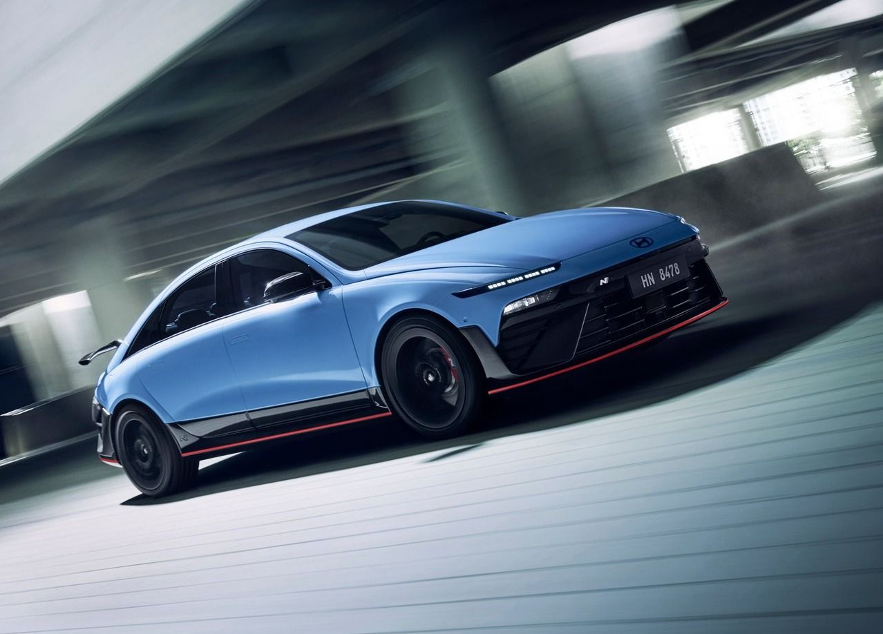 How many doors does the 2026 Hyundai Ioniq 6 have?