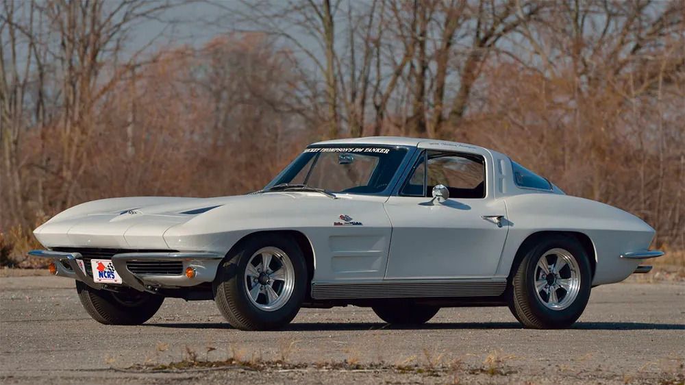 1960s bestselling cars: Chevrolet Corvette.