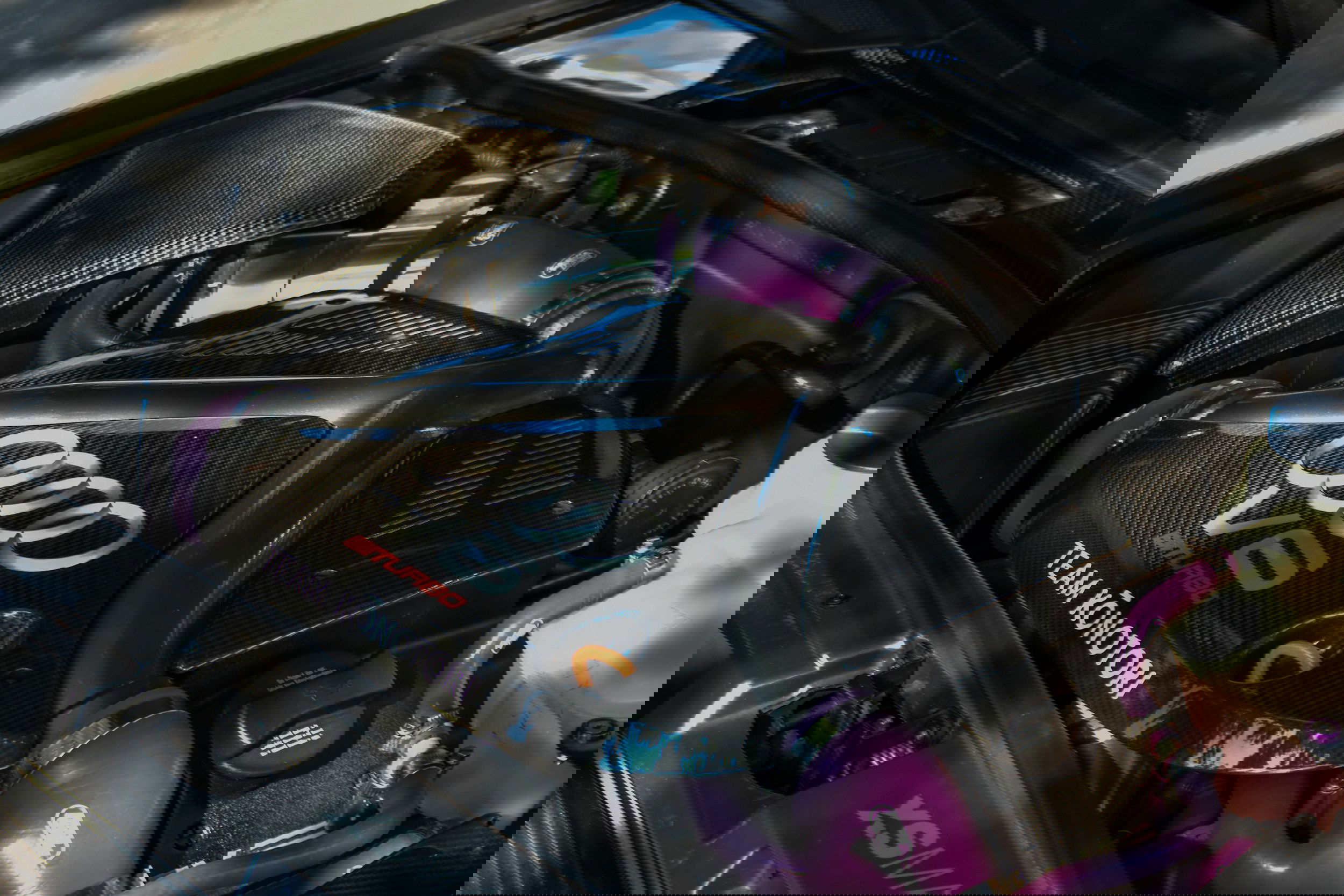Compact V6 engine.