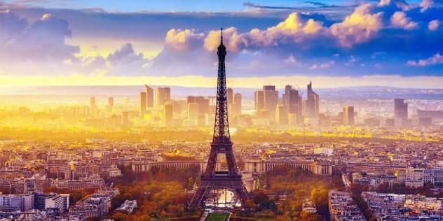 Journée à PARIS et soirée Cabaret