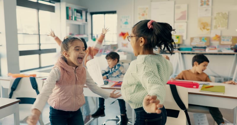 Noi, dragi colegi, când o să ne jucăm? (Autor: Elena Boldor)