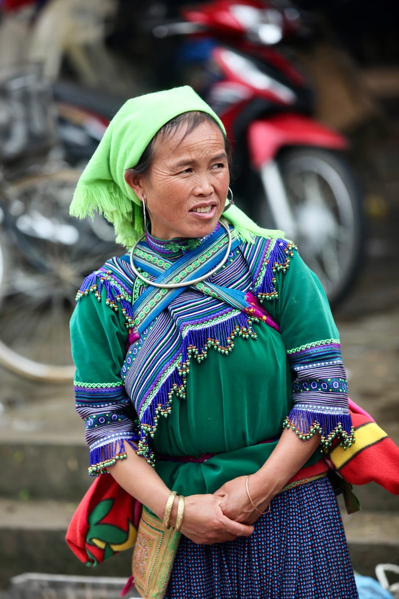 1. Les HMONGS : Marché de Bac Ha