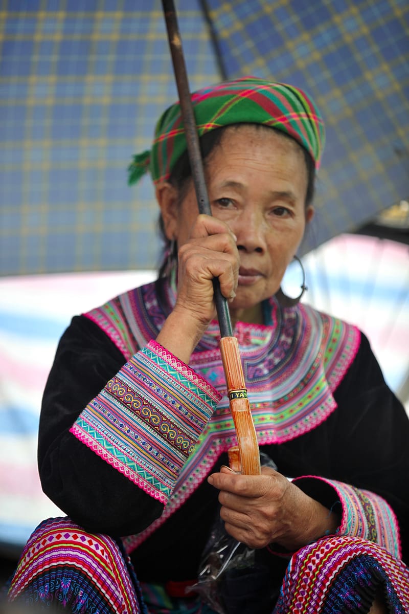 1. Les HMONGS : Marché de Bac Ha