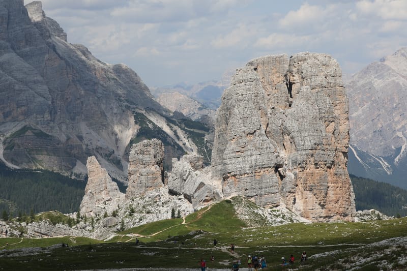 14. ITALIE 5 : Dolomites 4, les Cinque Torri (di Averau)