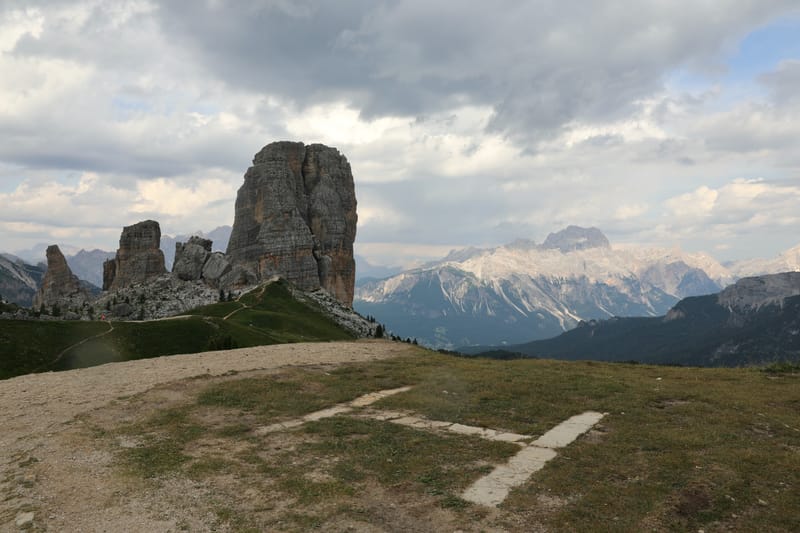 14. ITALIE 5 : Dolomites 4, les Cinque Torri (di Averau)