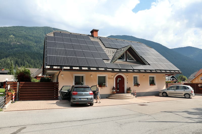 16. SLOVENIE 1 : Focus sur le lac et le château de BLED