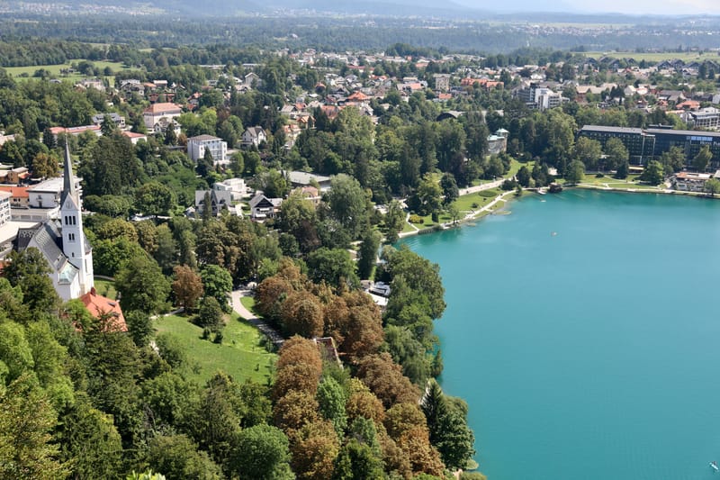 16. SLOVENIE 1 : Focus sur le lac et le château de BLED