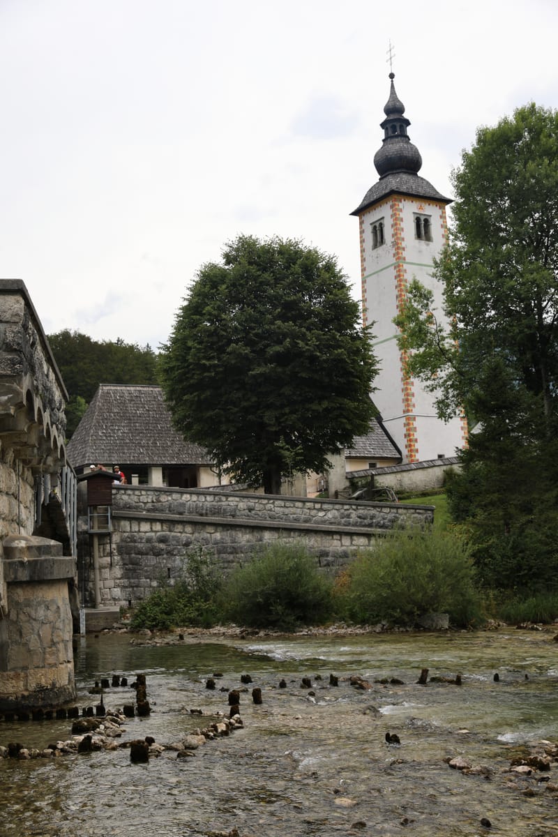 17. SLOVENIE 2 : Lac de Bohinj, Chapelle de Saint Duha, Eglise de Bintje