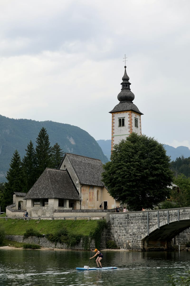 17. SLOVENIE 2 : Lac de Bohinj, Chapelle de Saint Duha, Eglise de Bintje