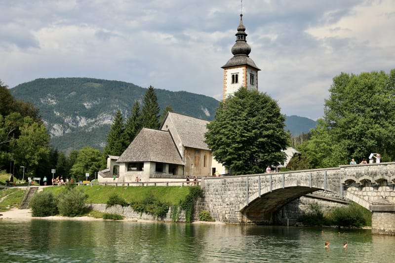 17. SLOVENIE 2 : Lac de Bohinj, Chapelle de Saint Duha, Eglise de Bintje