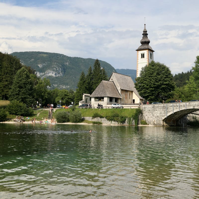 17. SLOVENIE 2 : Lac de Bohinj, Chapelle de Saint Duha, Eglise de Bintje