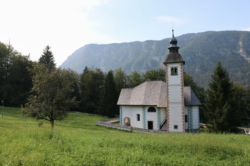 17. SLOVENIE 2 : Lac de Bohinj, Chapelle de Saint Duha, Eglise de Bintje