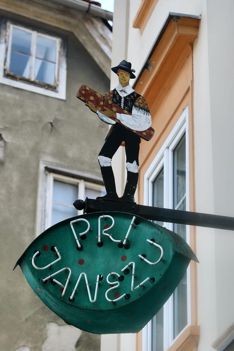 18. SLOVENIE 3 : Ljubljana, capitale Slovène