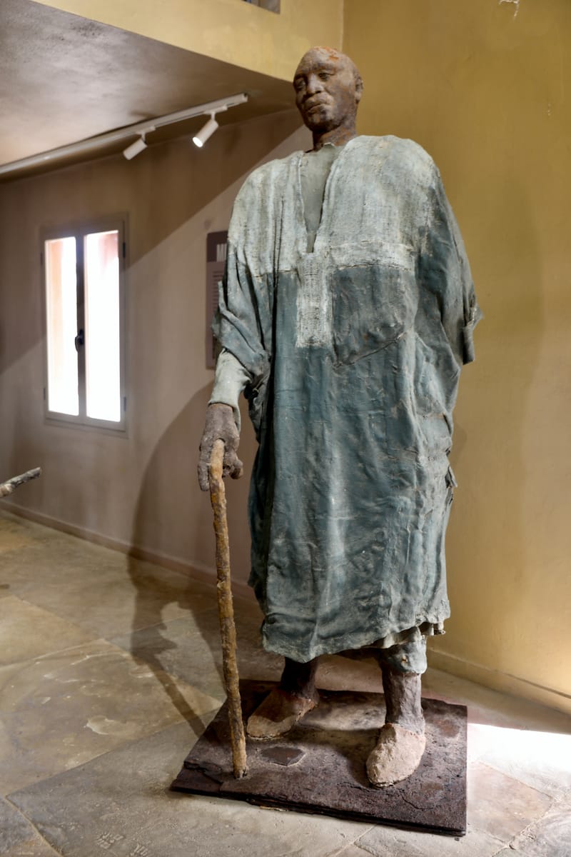 3. DAKAR 3 : L'Espace Eco-culturel d'Ousmane Sow, sculpteur