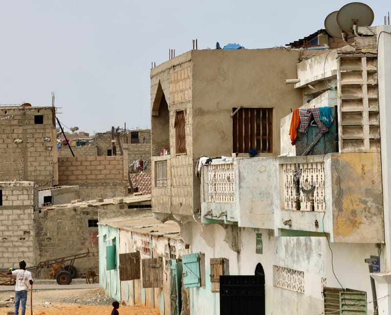 9. SAINT LOUIS 3 : Le Quartier des Pêcheurs, en calèche