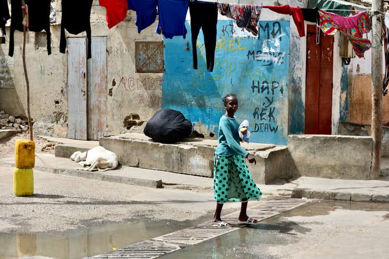 9. SAINT LOUIS 3 : Le Quartier des Pêcheurs, en calèche
