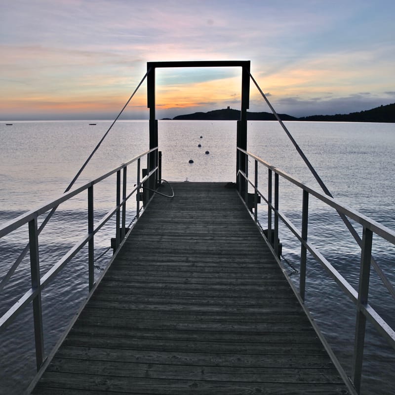 3. CORSE : chez l'ami Nicolas B., tout en carré