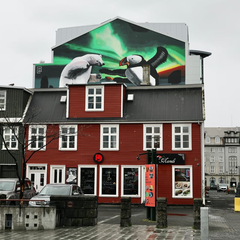 1. La Capitale : Reykjavik City