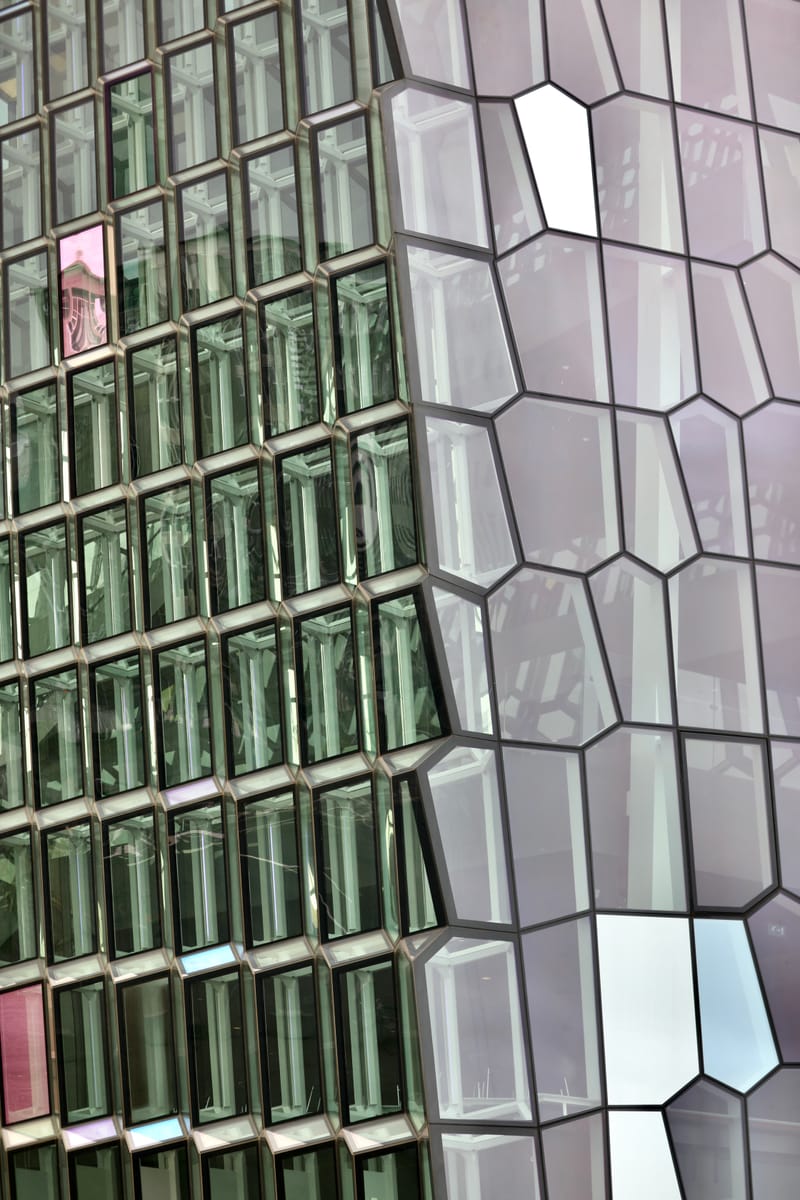 1. La Capitale : Reykjavik City