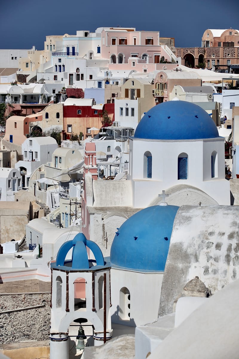 1. GRECE : Santorin, Oia ses ruelles et ses moulins 1 (à la VTL)
