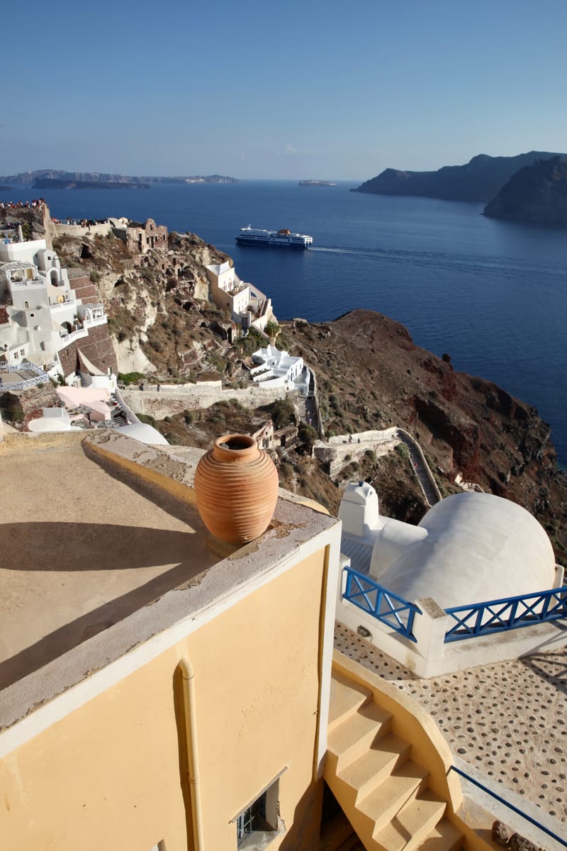 1. GRECE : Santorin, Oia ses ruelles et ses moulins 1 (à la VTL)