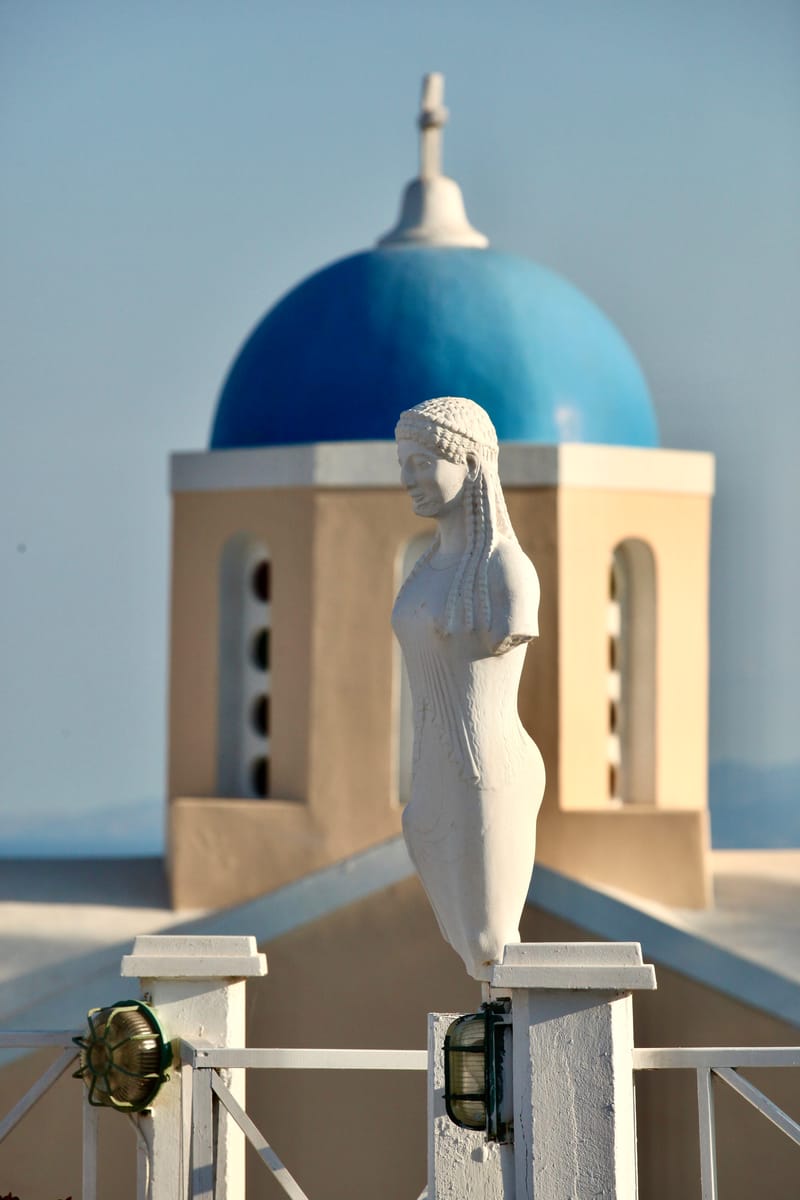 1. GRECE : Santorin, Oia ses ruelles et ses moulins 1 (à la VTL)