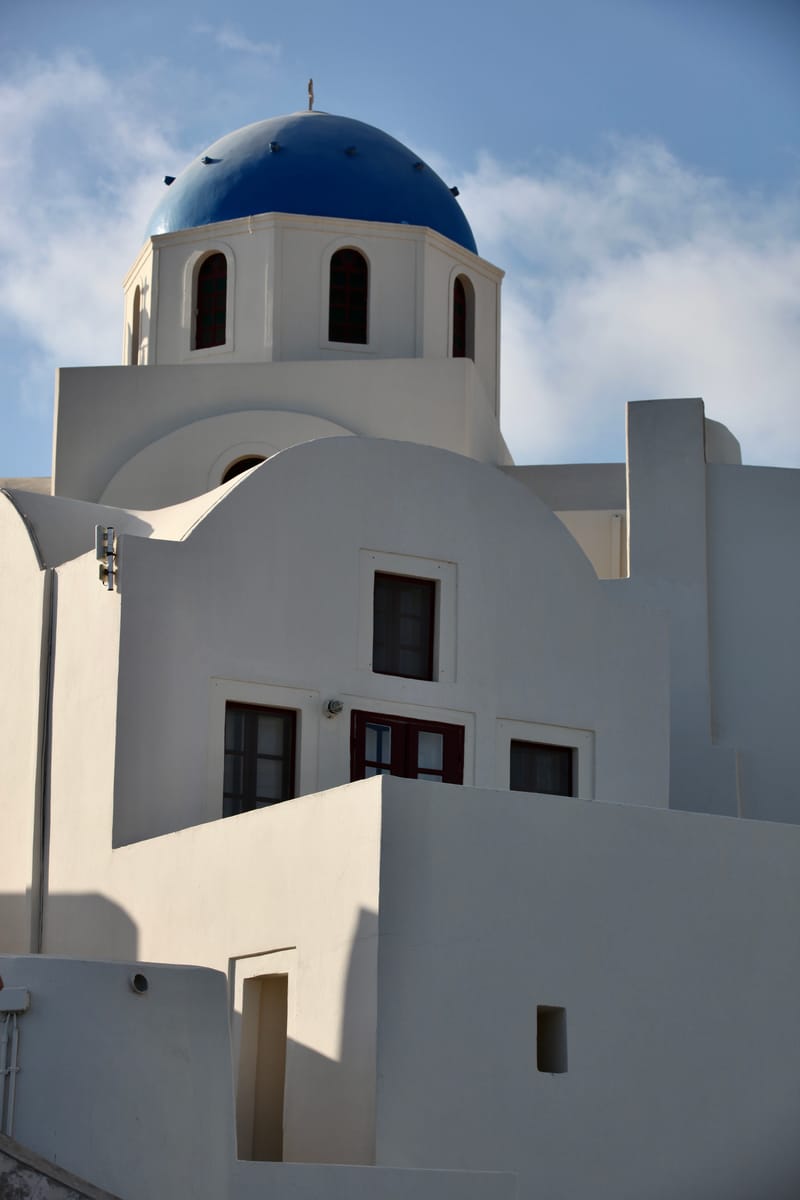 1. GRECE : Santorin, Oia ses ruelles et ses moulins 1 (à la VTL)