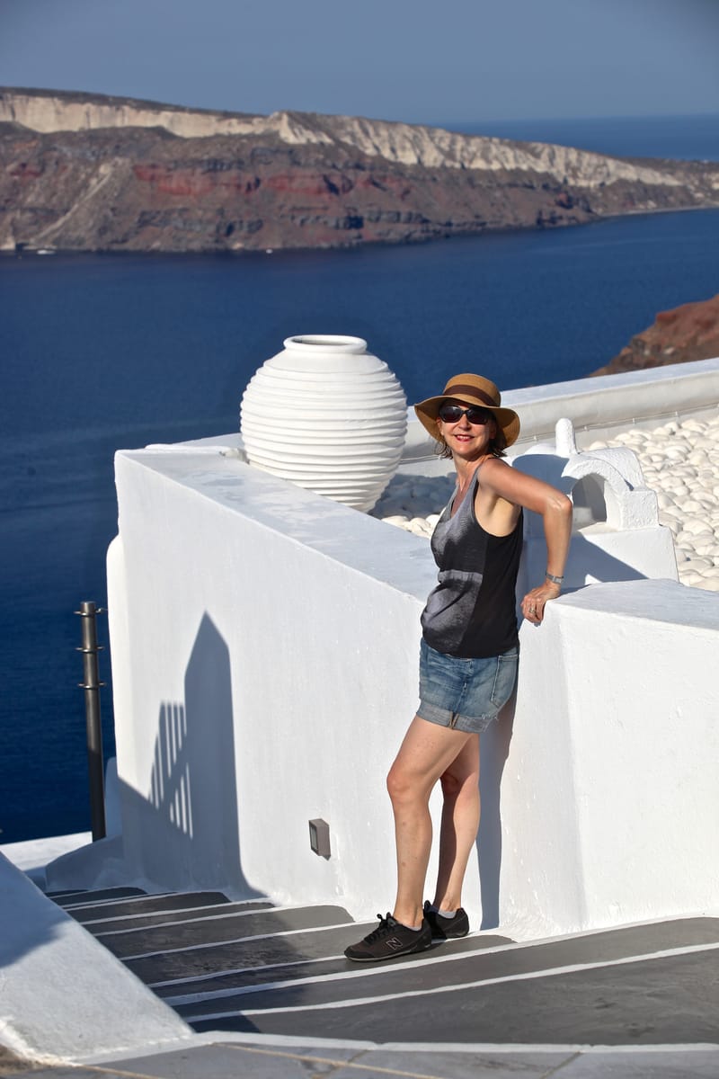 3. GRECE : Santorin, Oia ses ruelles et ses moulins 2 (VTL)