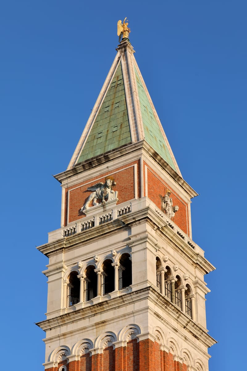 1. Venise : Une Inconnue à la verticale et en zoom pour commencer