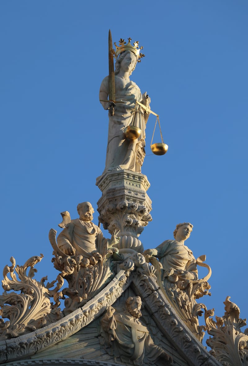 1. Venise : Une Inconnue à la verticale et en zoom pour commencer