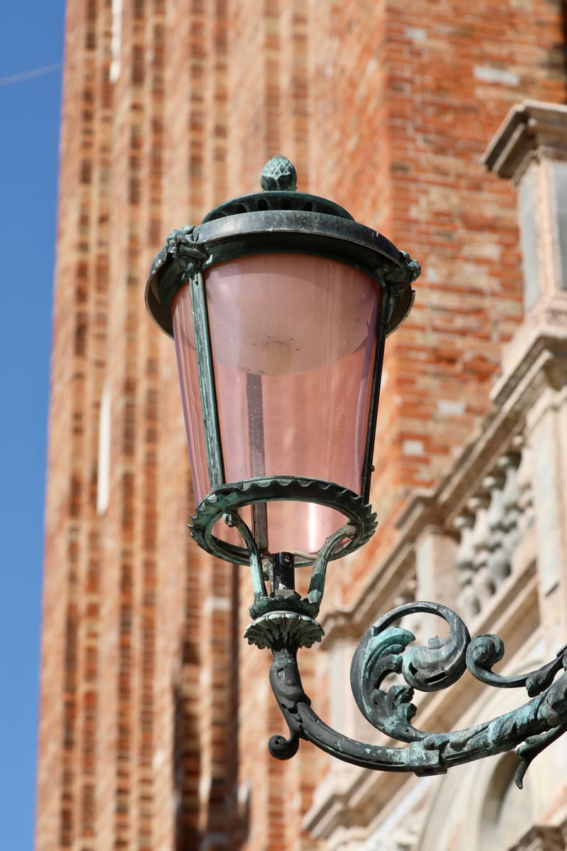 1. Venise : Une Inconnue à la verticale et en zoom pour commencer