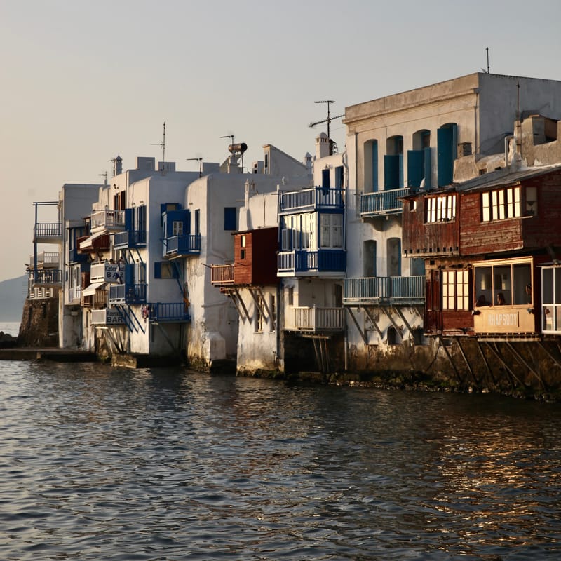 8. GRECE : Mykonos 1, résumé aux Carrés (CCC)